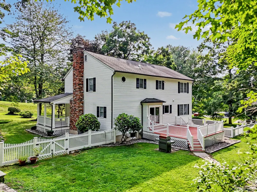 2 Aida Lane Cortlandt Manor, NY 10567