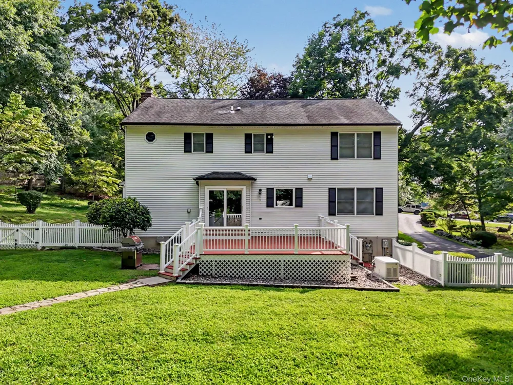 2 Aida Lane Cortlandt Manor, NY 10567