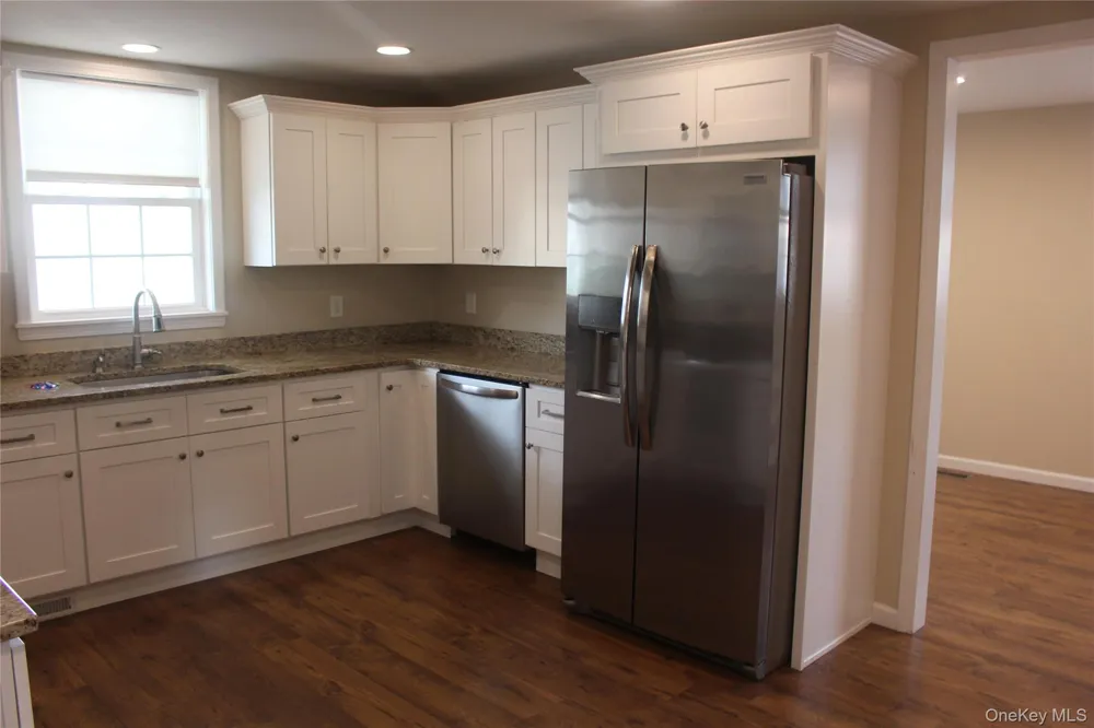 17 Bank Street Walden, NY 12586