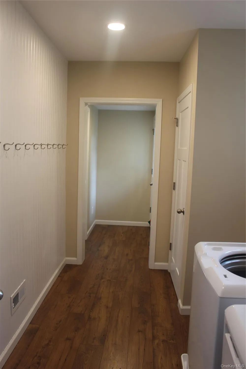 17 Bank Street Walden, NY 12586