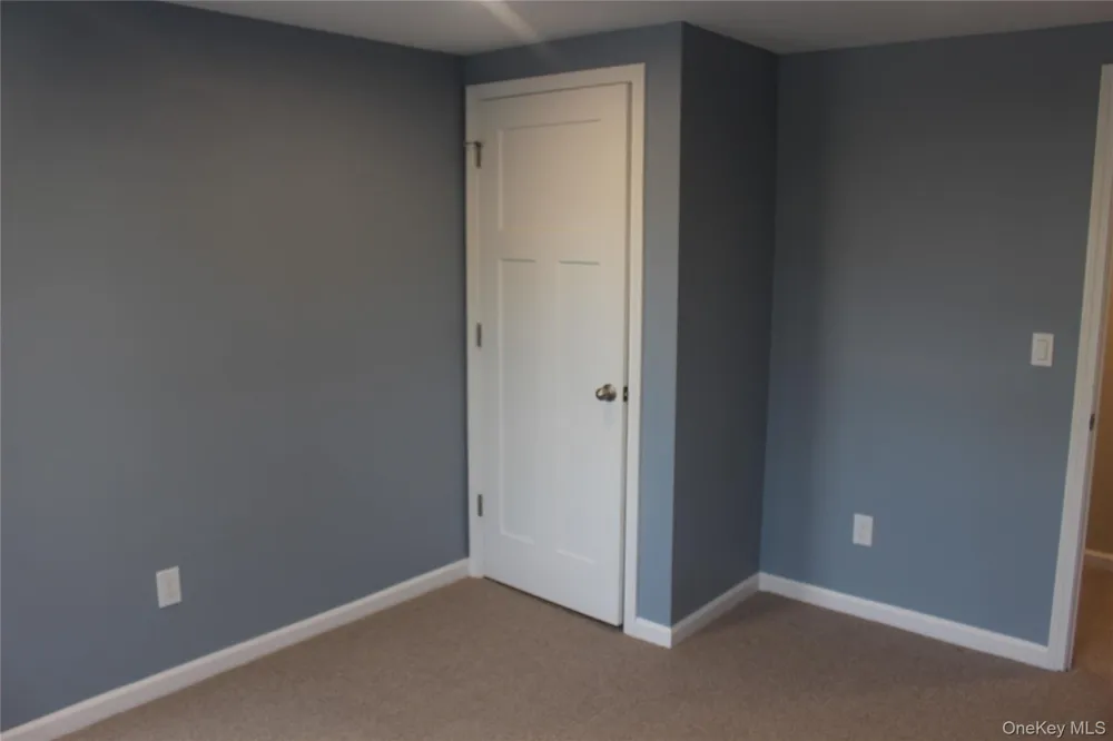 17 Bank Street Walden, NY 12586