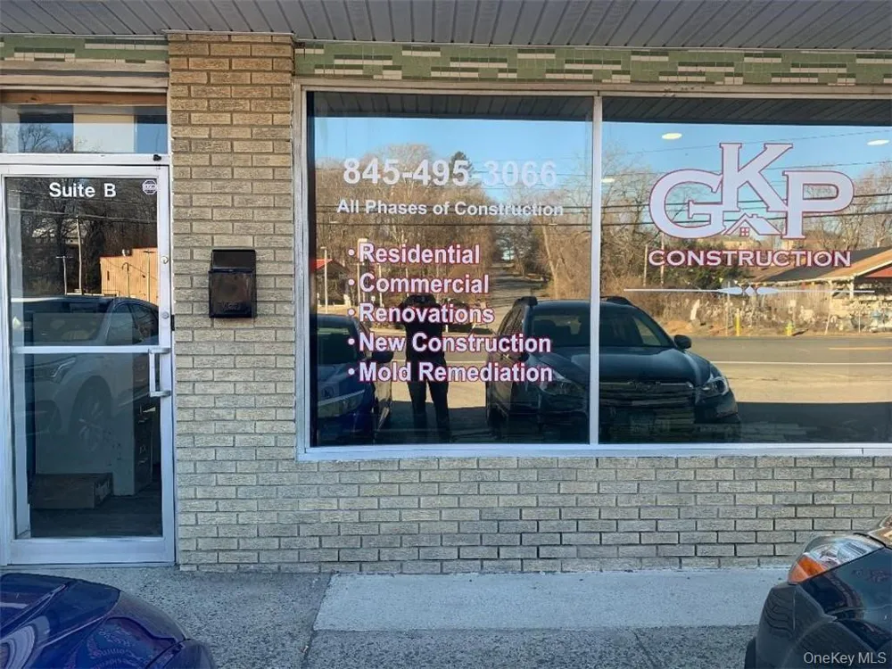 5273 Route 9w #B Middle storefront Newburgh, NY 12550