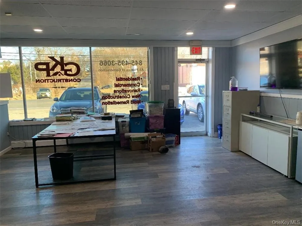 5273 Route 9w #B Middle storefront Newburgh, NY 12550