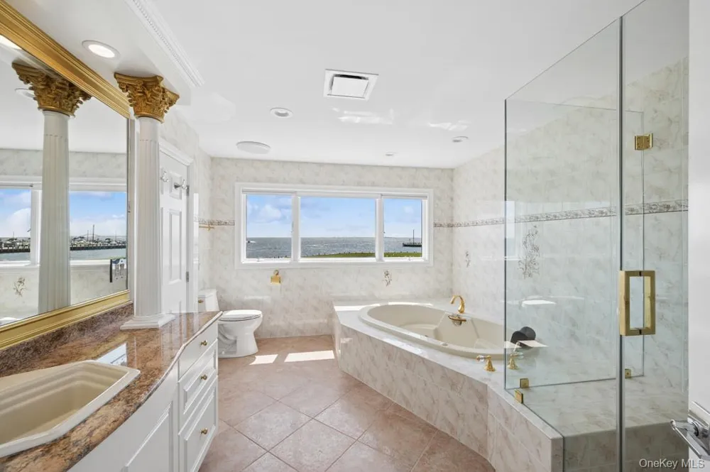 170 S Penataquit Avenue Bay Shore, NY 11706