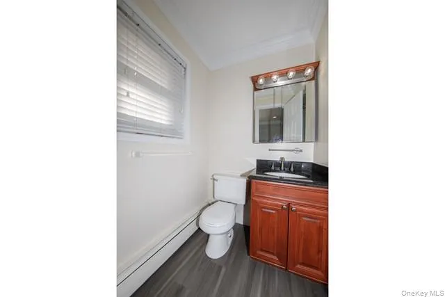 64 S Clinton Avenue #4B Bay Shore, NY 11706