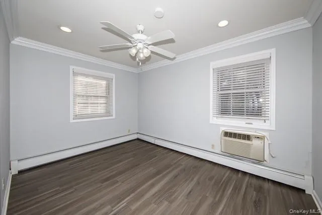 64 S Clinton Avenue #4B Bay Shore, NY 11706