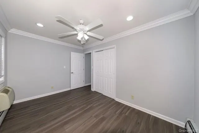 64 S Clinton Avenue #4B Bay Shore, NY 11706