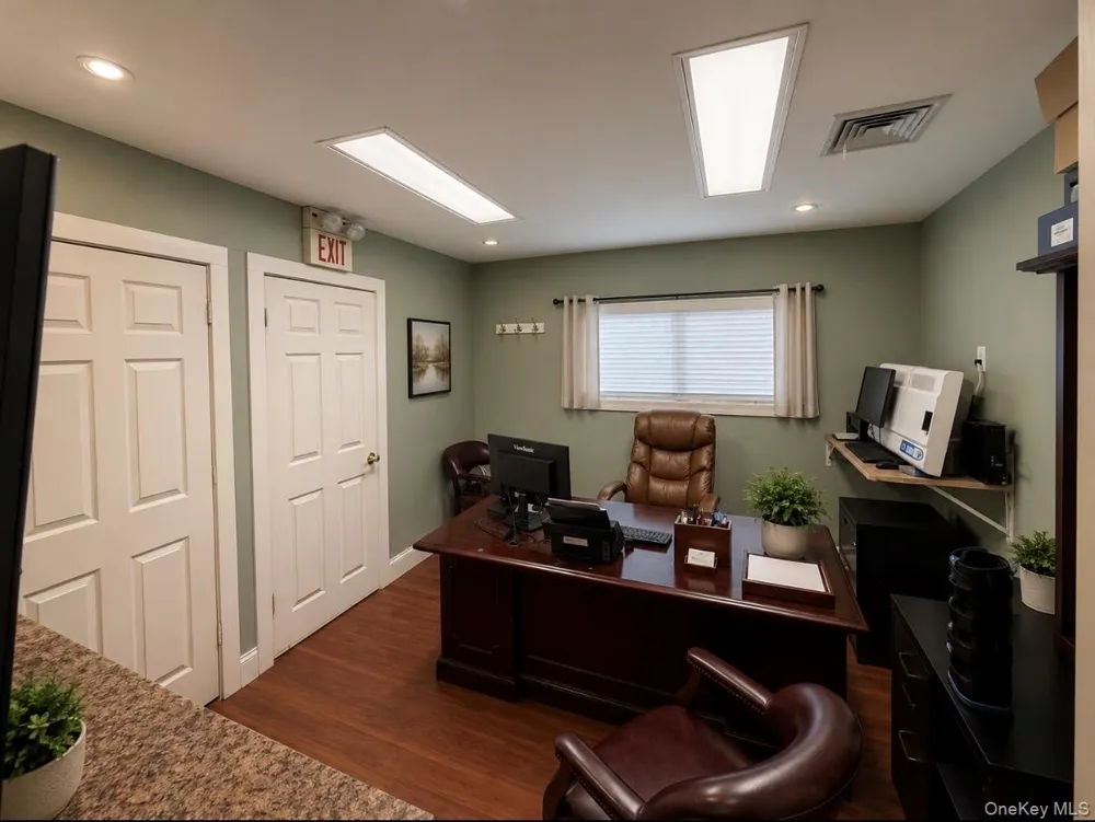 1990 E Main Street Mohegan Lake, NY 10547