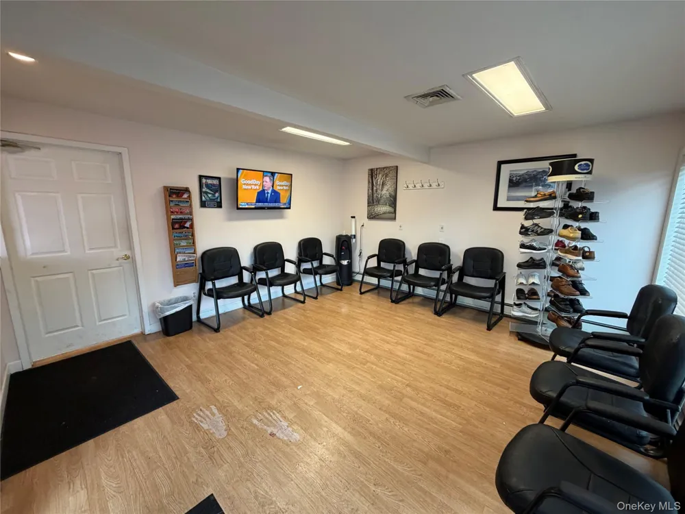 1990 E Main Street Mohegan Lake, NY 10547