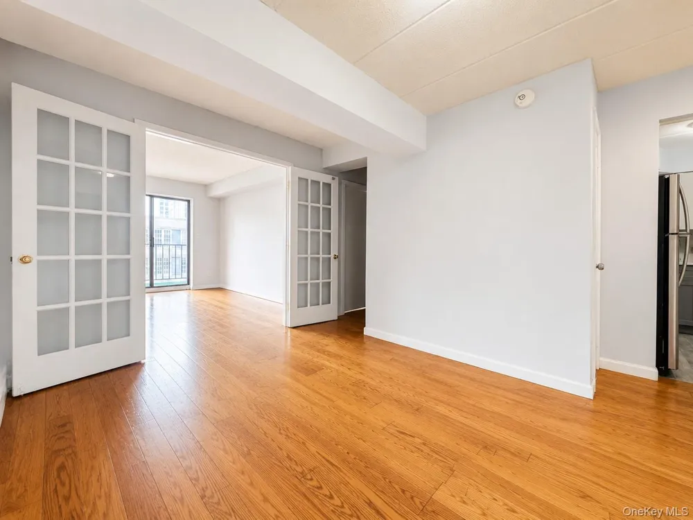 13935 35th Avenue #4B Flushing, NY 11354