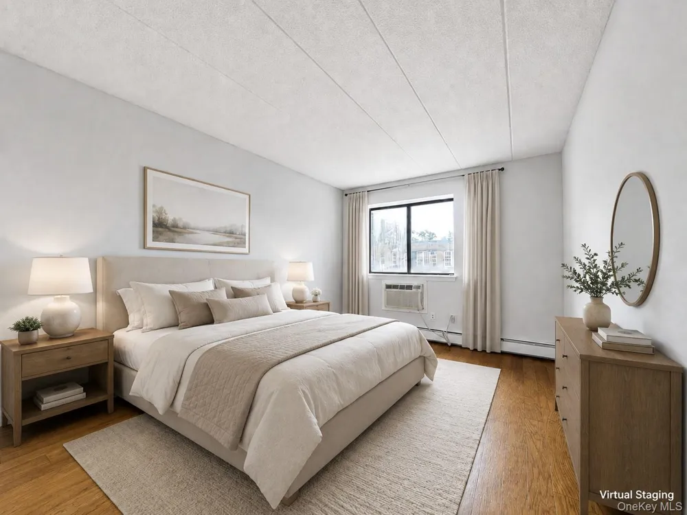 13935 35th Avenue #4B Flushing, NY 11354