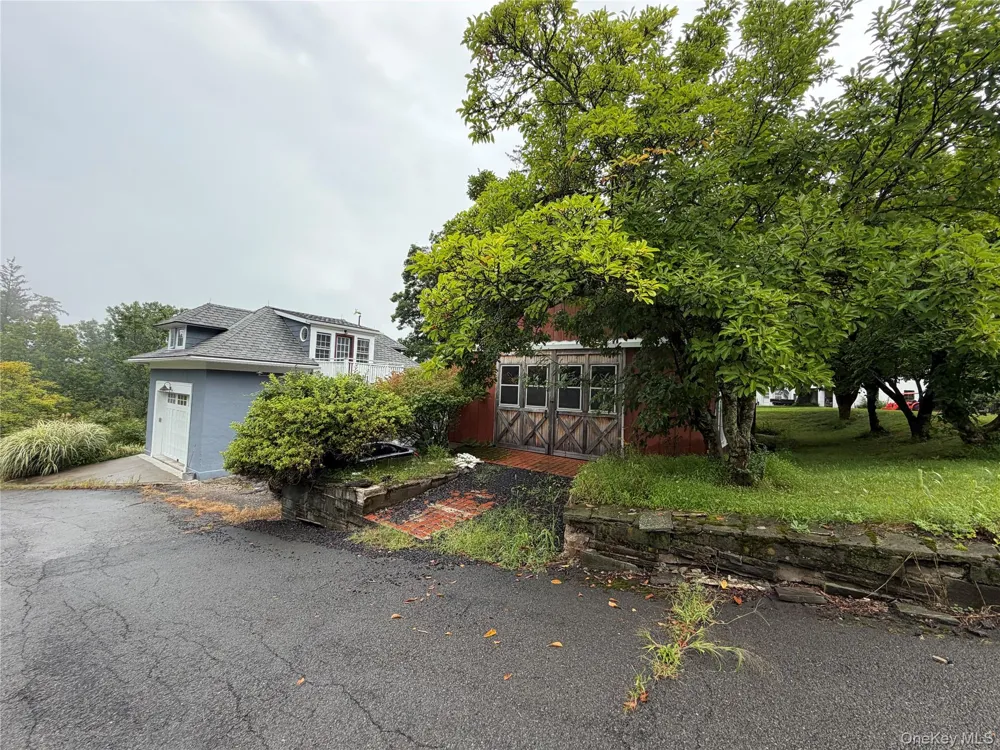 151 Prospect Hill Road Cuddebackville, NY 12729