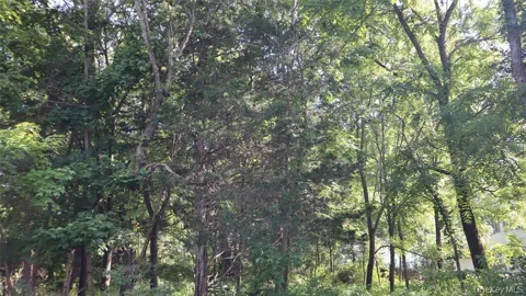 126 Huckleberry Turnpike