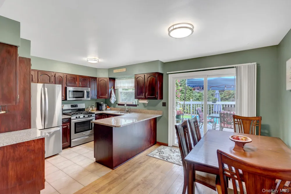 5 Madsen Lane East Northport, NY 11731