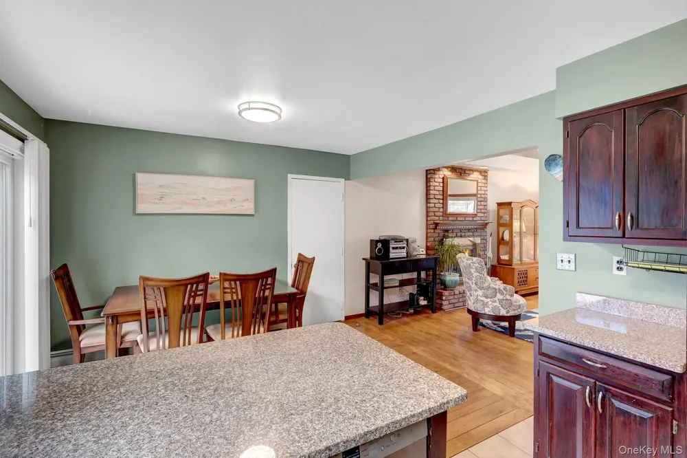 5 Madsen Lane East Northport, NY 11731