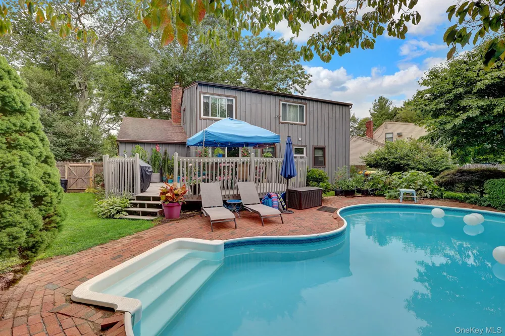 5 Madsen Lane East Northport, NY 11731
