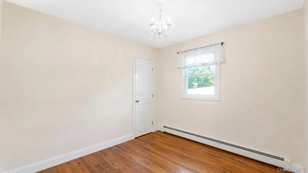 19 Hawthorne Road Rocky Point, NY 11778