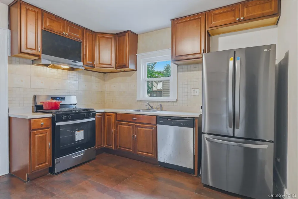 41 Irwin Avenue Middletown, NY 10940