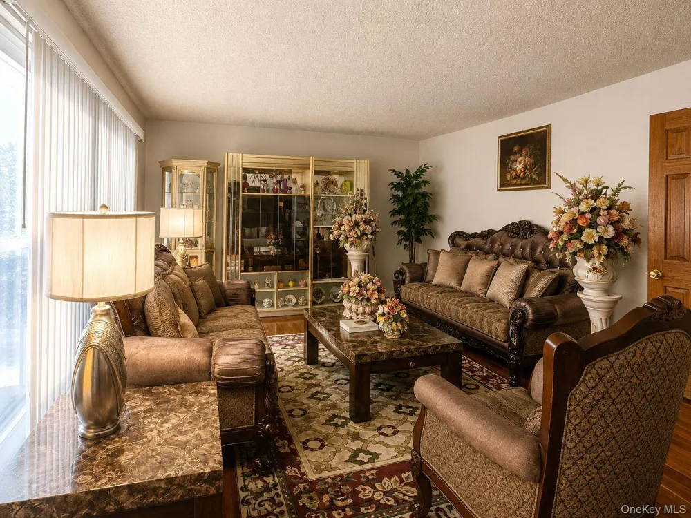 19 Stewart Place Spring Valley, NY 10977