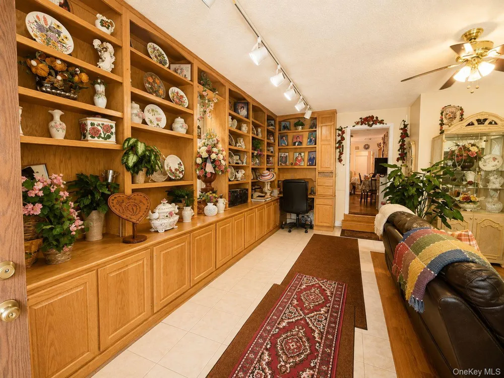 19 Stewart Place Spring Valley, NY 10977