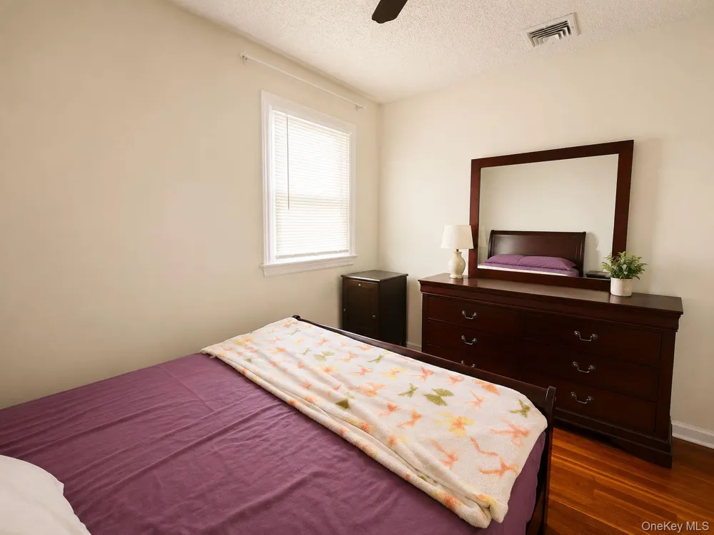 19 Stewart Place Spring Valley, NY 10977