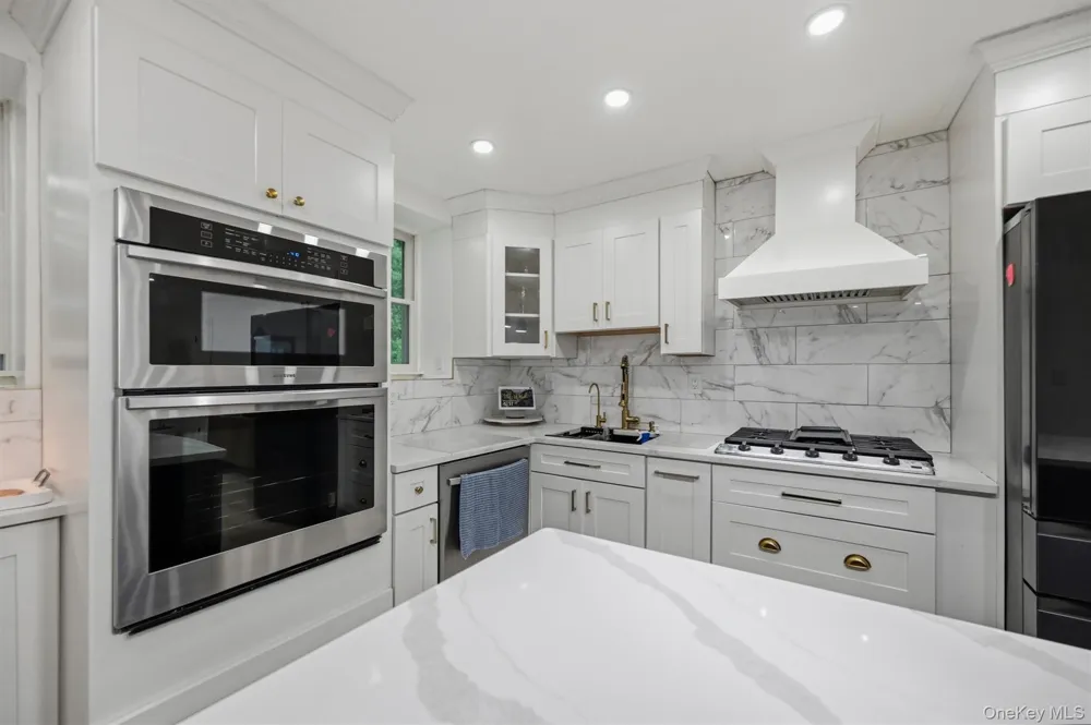 56 Main Street Unionville, NY 10988