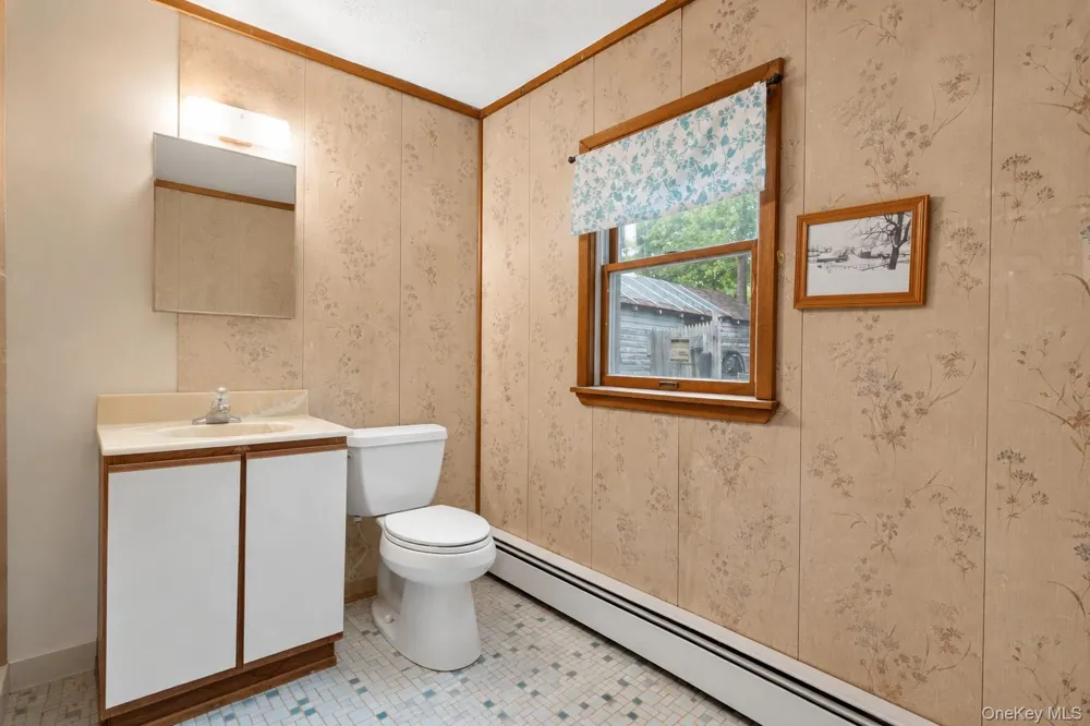 33 E Crossman Avenue Monroe, NY 10950