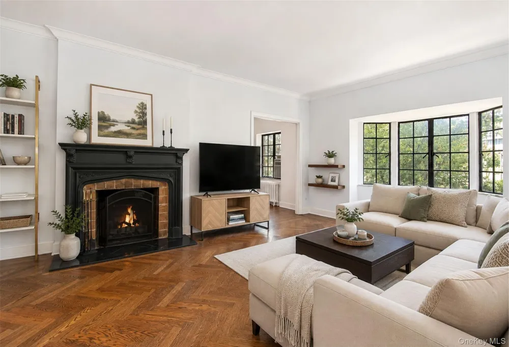 915 Wynnewood Road #G4 Pelham, NY 10803