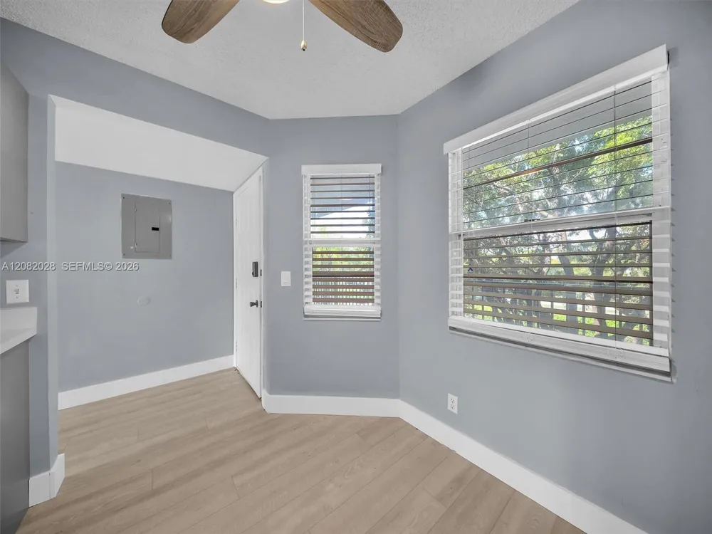 1401 SW 128th Ter #304H Pembroke Pines, FL 33027