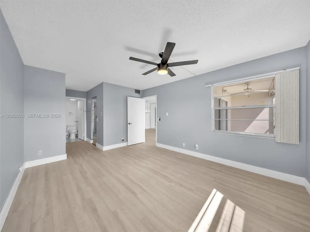 1401 SW 128th Ter #304H Pembroke Pines, FL 33027