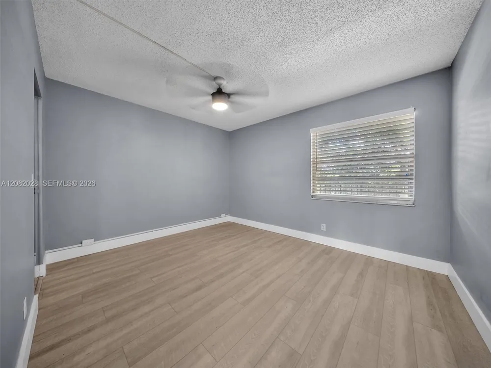 1401 SW 128th Ter #304H Pembroke Pines, FL 33027