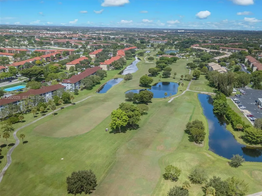 1401 SW 128th Ter #304H Pembroke Pines, FL 33027