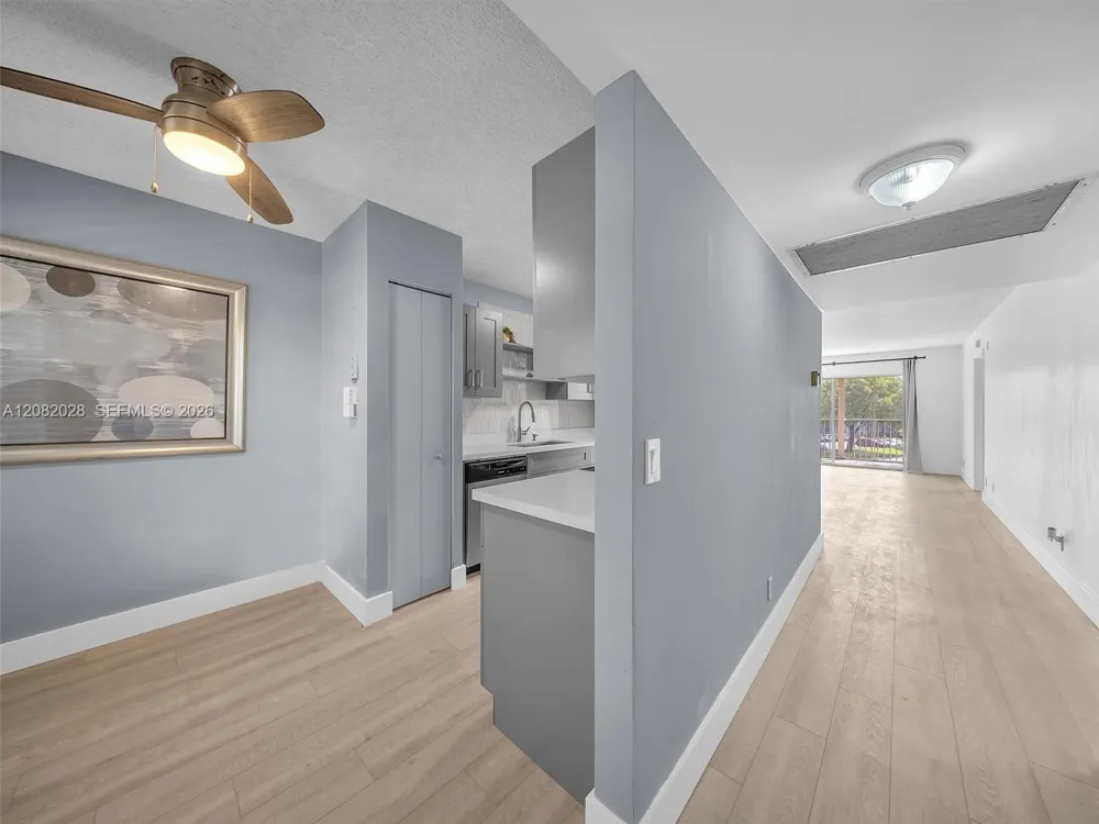 1401 SW 128th Ter #304H Pembroke Pines, FL 33027