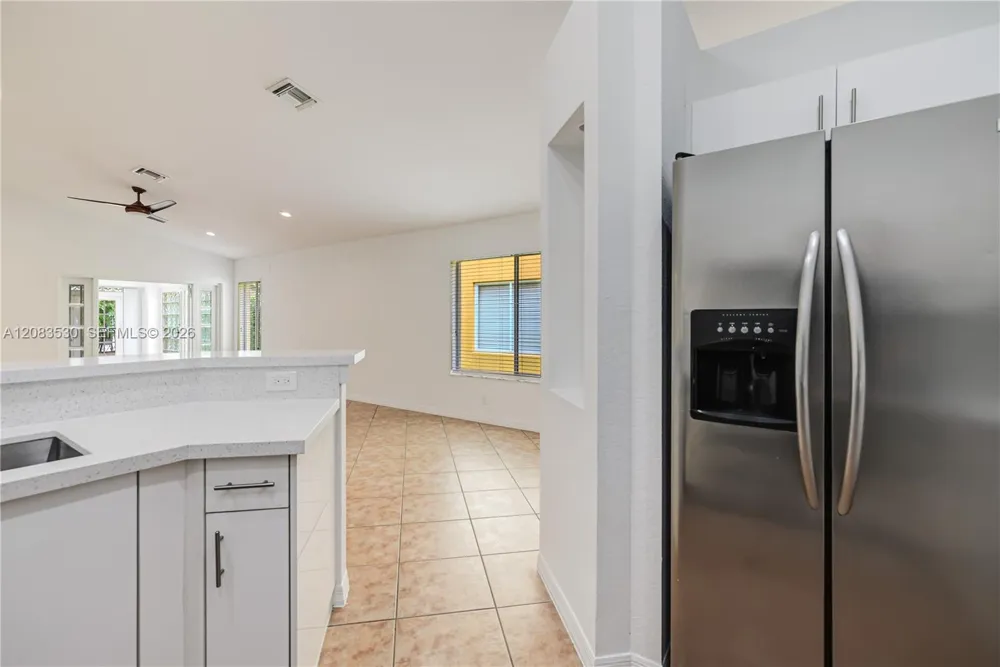 1509 Canary Island Dr Weston, FL 33327