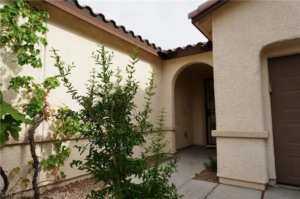 7675 Tierra Montanosa Avenue Las Vegas, NV 89179