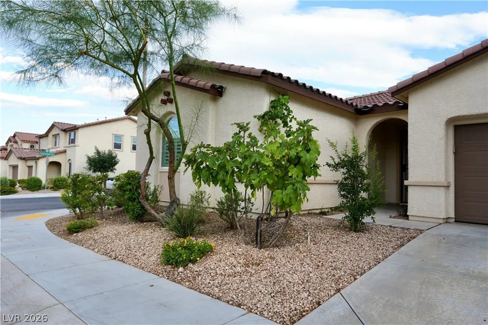 7675 Tierra Montanosa Avenue Las Vegas, NV 89179