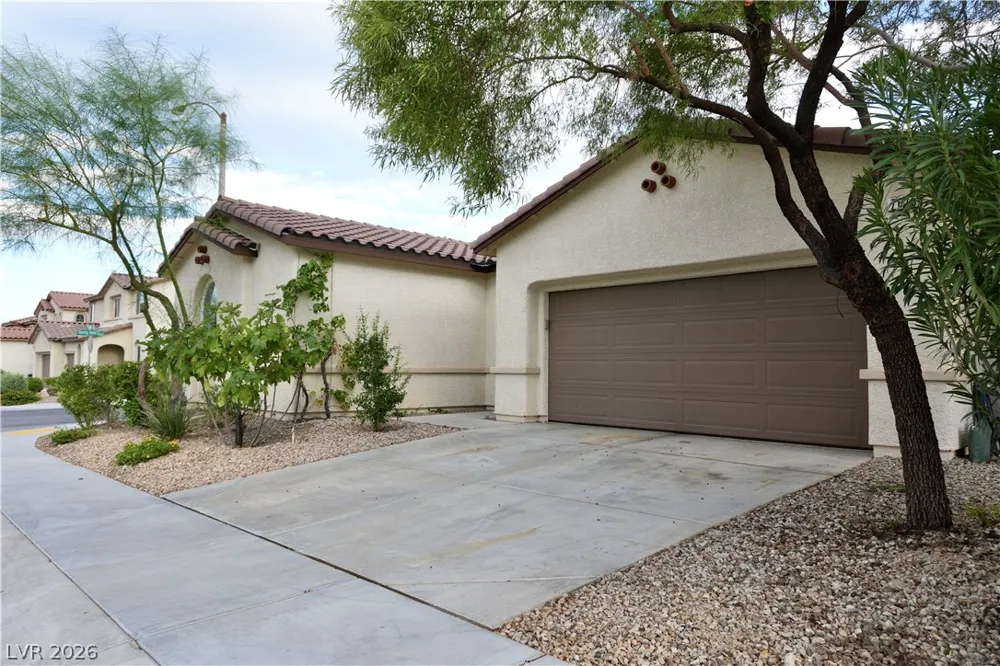 7675 Tierra Montanosa Avenue Las Vegas, NV 89179