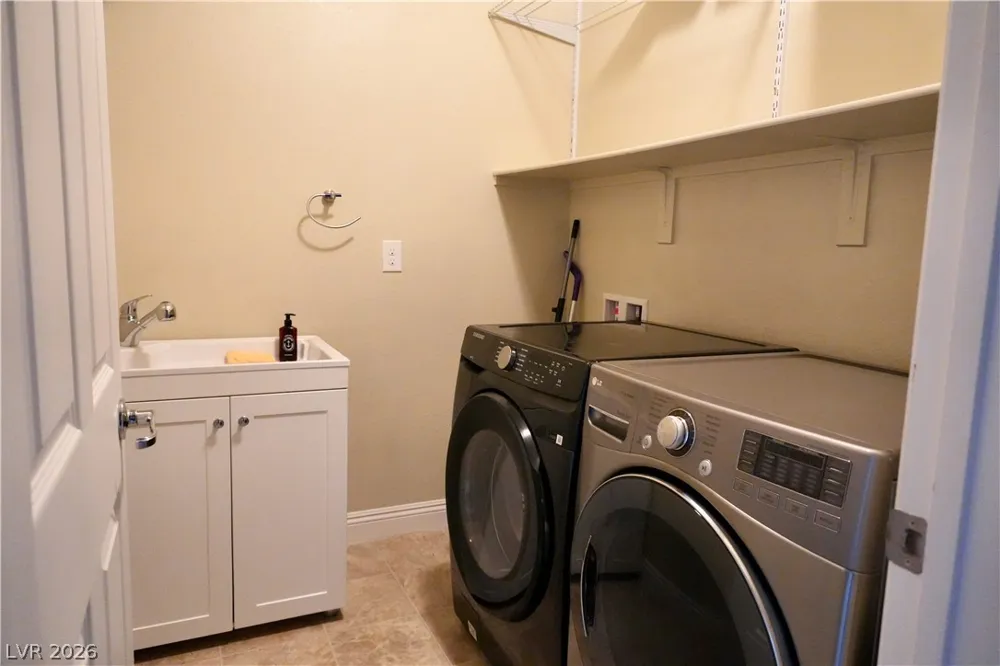 7675 Tierra Montanosa Avenue Las Vegas, NV 89179