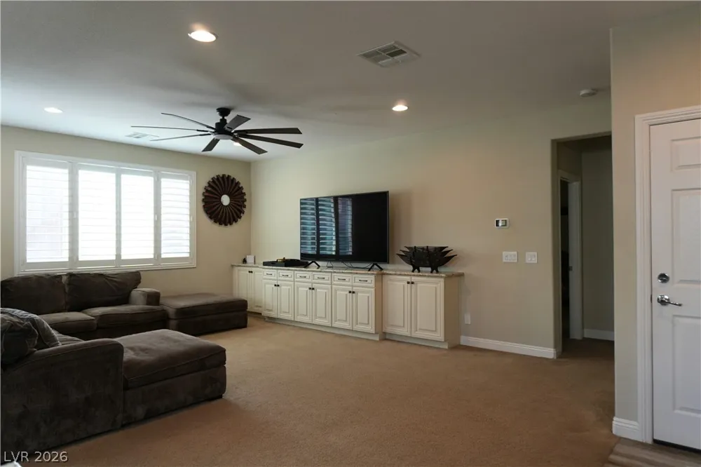 7675 Tierra Montanosa Avenue Las Vegas, NV 89179