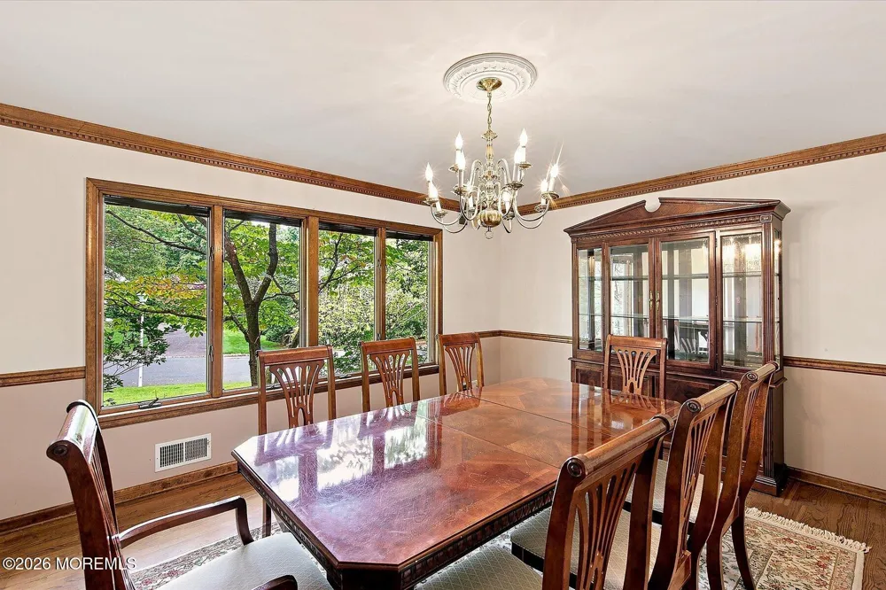 11 Castle Drive Middletown, NJ 07748