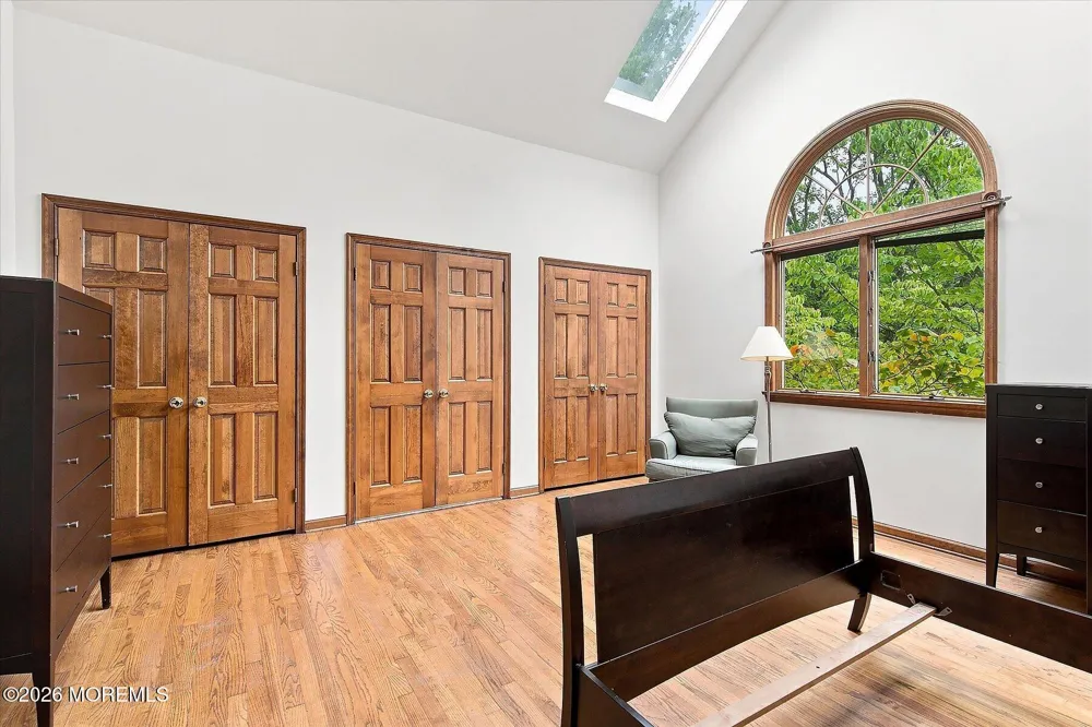 11 Castle Drive Middletown, NJ 07748