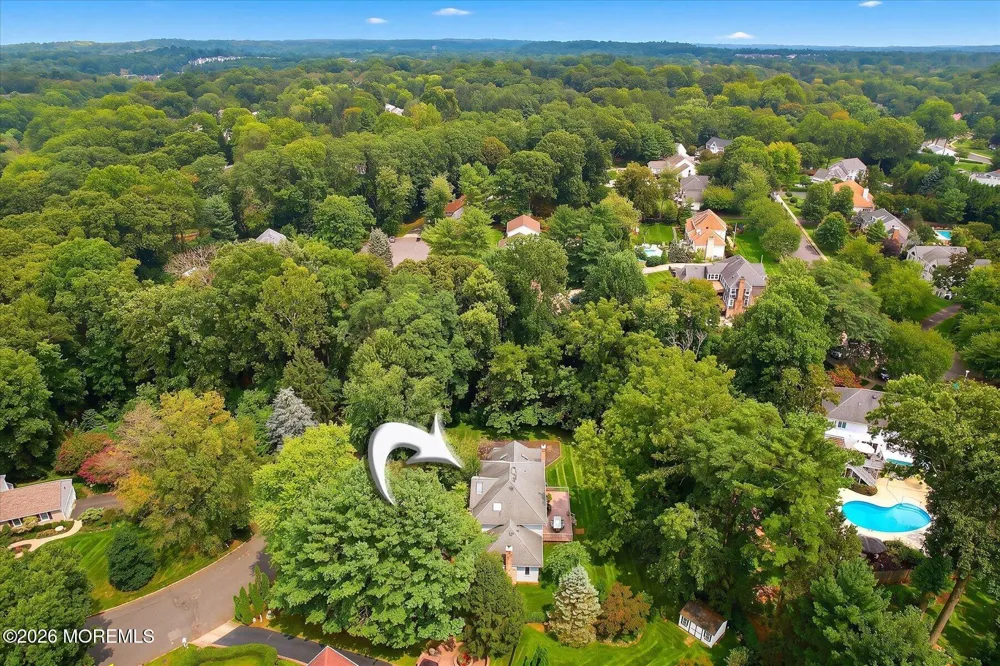 11 Castle Drive Middletown, NJ 07748