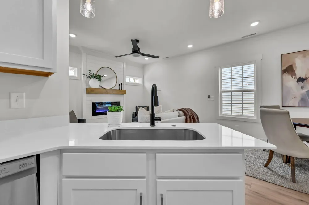 548 Charleston Cove Way Clarksville, TN 37043