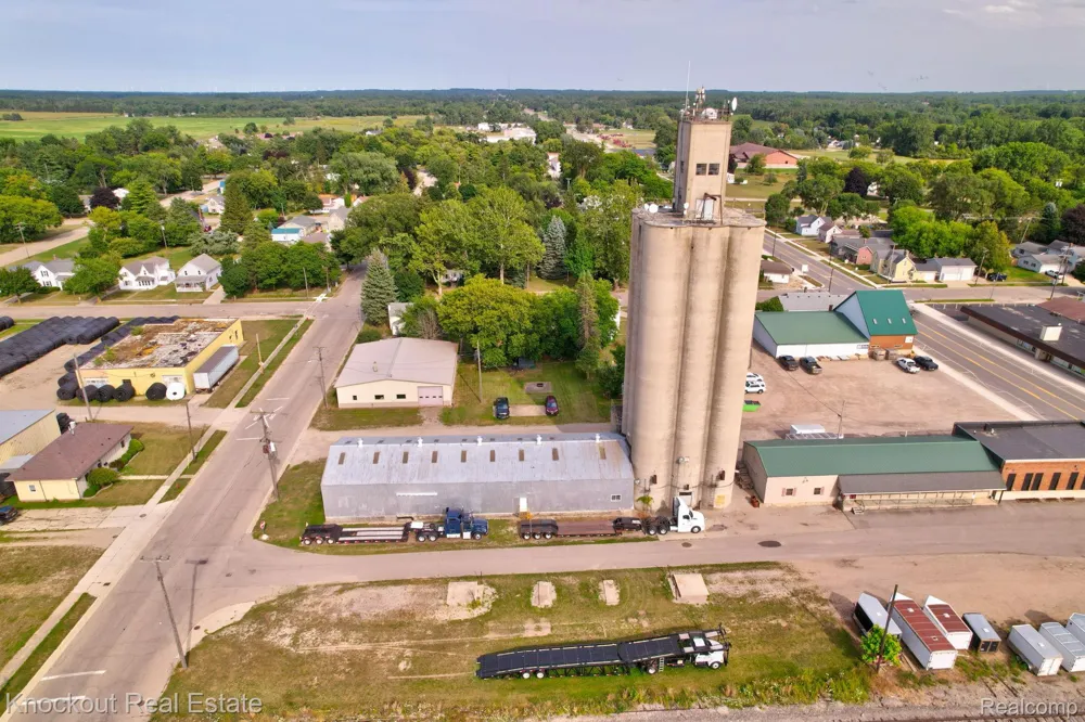 650 E Woodworth Street Bad Axe City, MI 48413