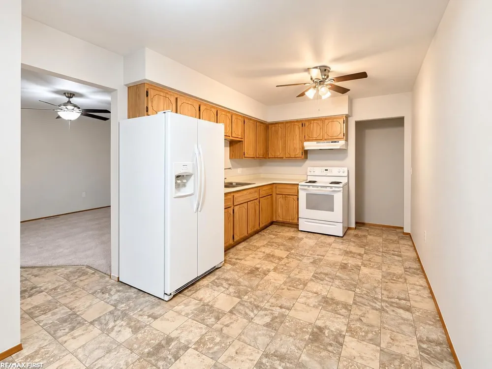 31660 Fraser Drive Fraser City, MI 48026