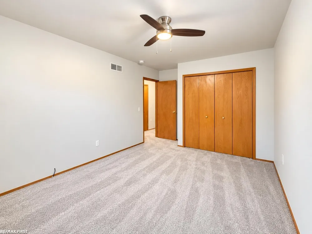 31660 Fraser Drive Fraser City, MI 48026