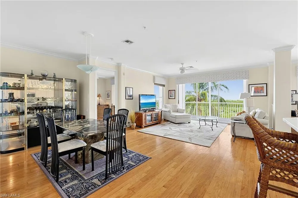 9121 Southmont CV #302 Fort Myers, FL 33908