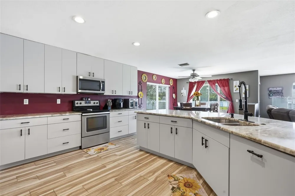 2279 MISTLETO LANE North Port, FL 34286