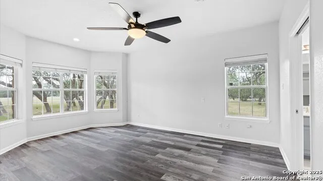 279 Pin Oak New Braunfels, TX 78132