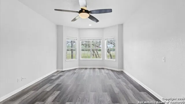 279 Pin Oak New Braunfels, TX 78132